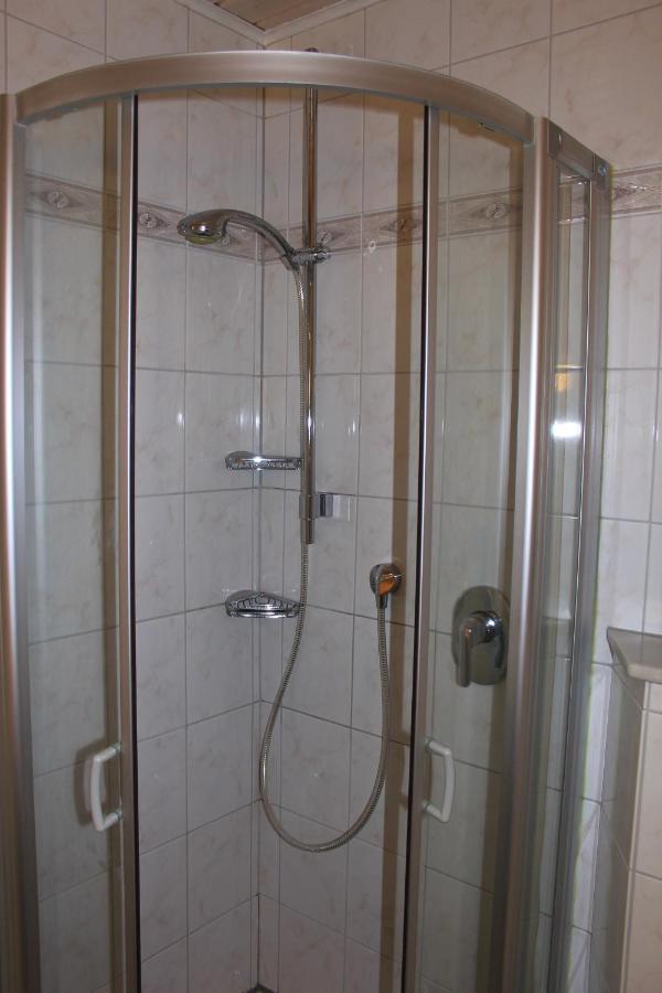 Moderne Und Helle Ferienwohnung Am Ploener See Bosau Exteriör bild